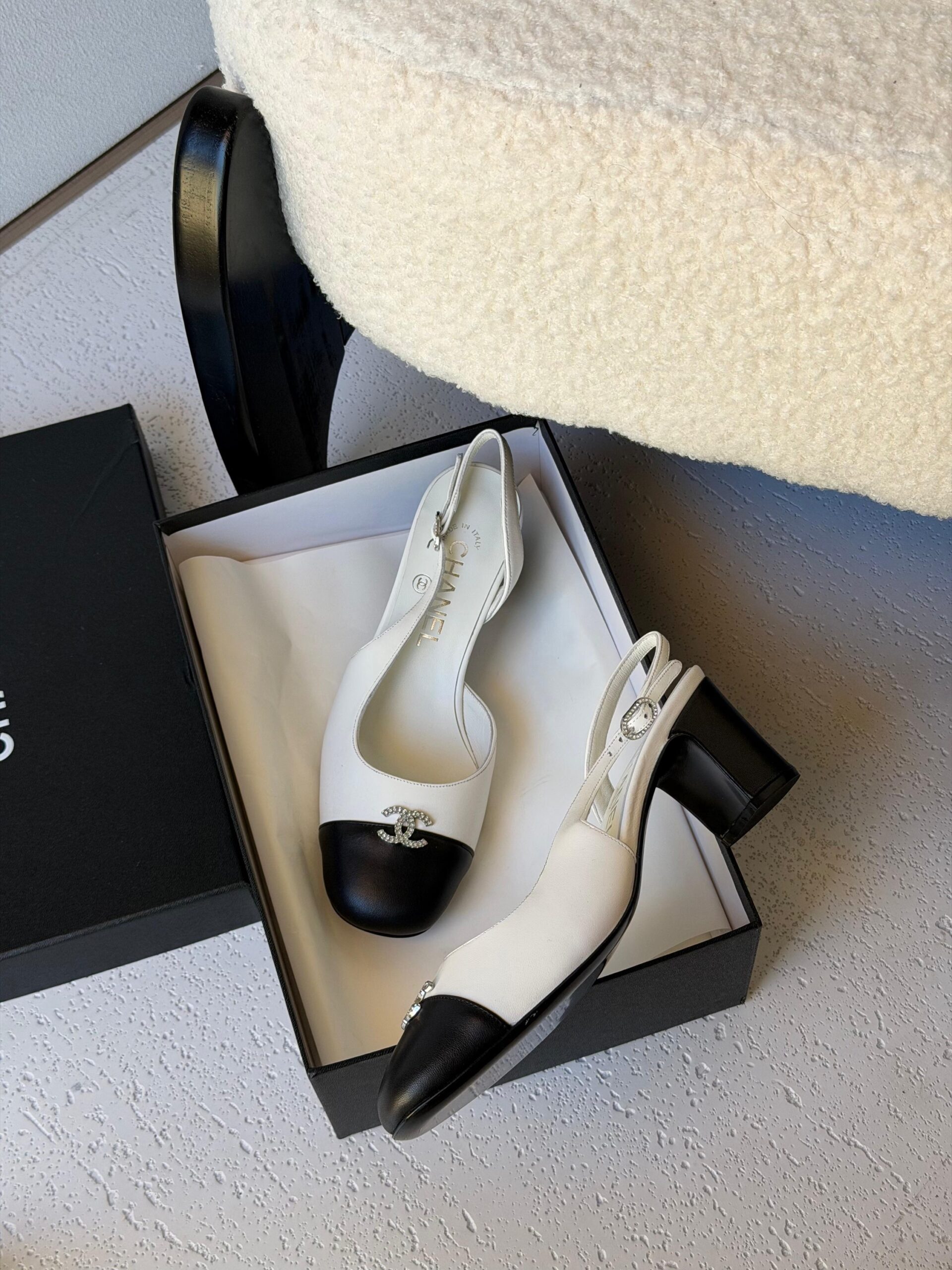 Chanel Slingback Heels And A Rhinestone-Encrusted CC Logo - Image 6