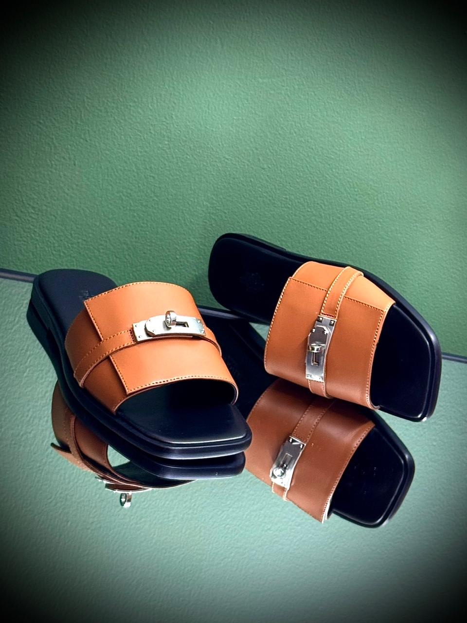 Hermès Giulia Sandals - Image 4