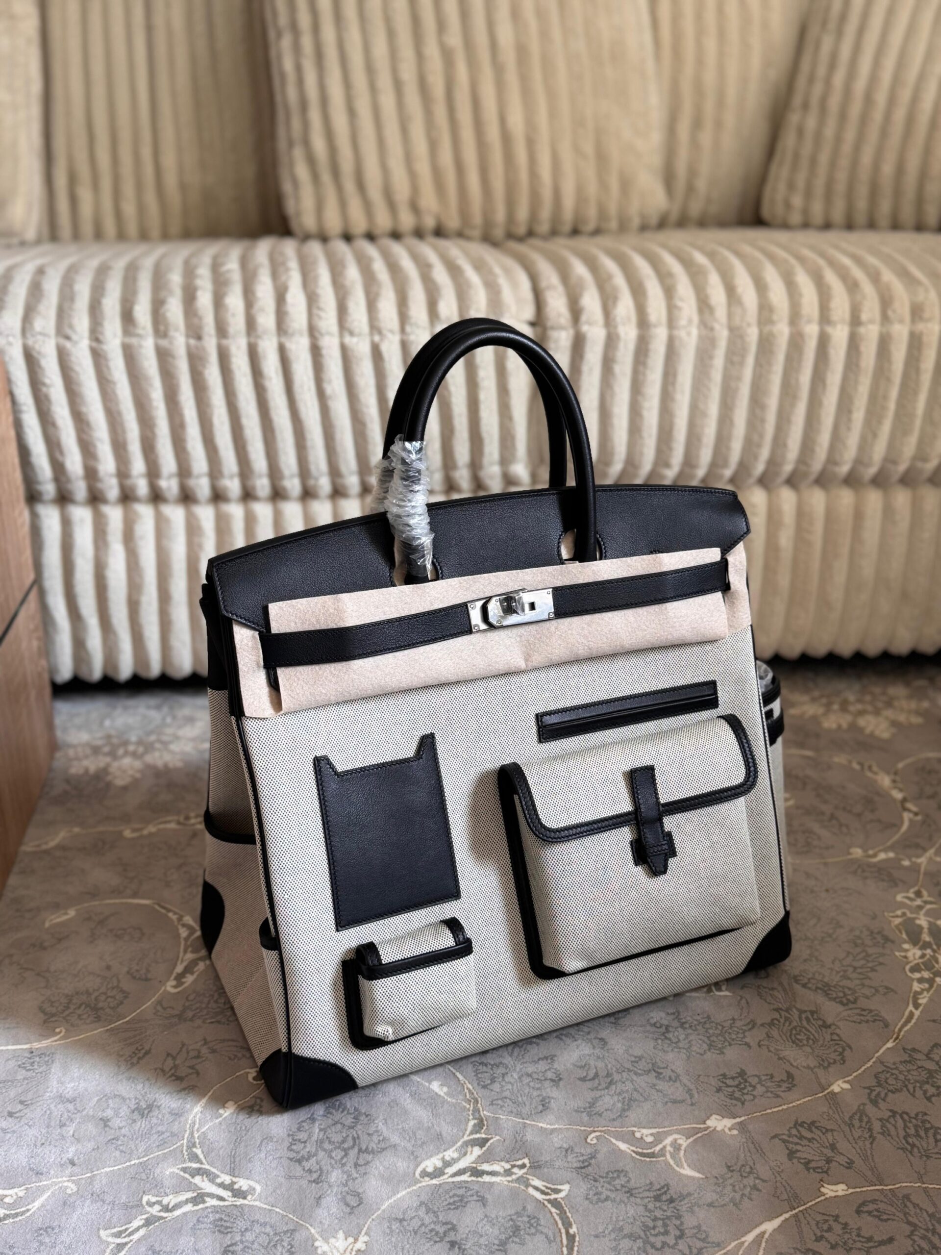 Hermès Birkin HAC Cargo 40 Handbag - Image 4