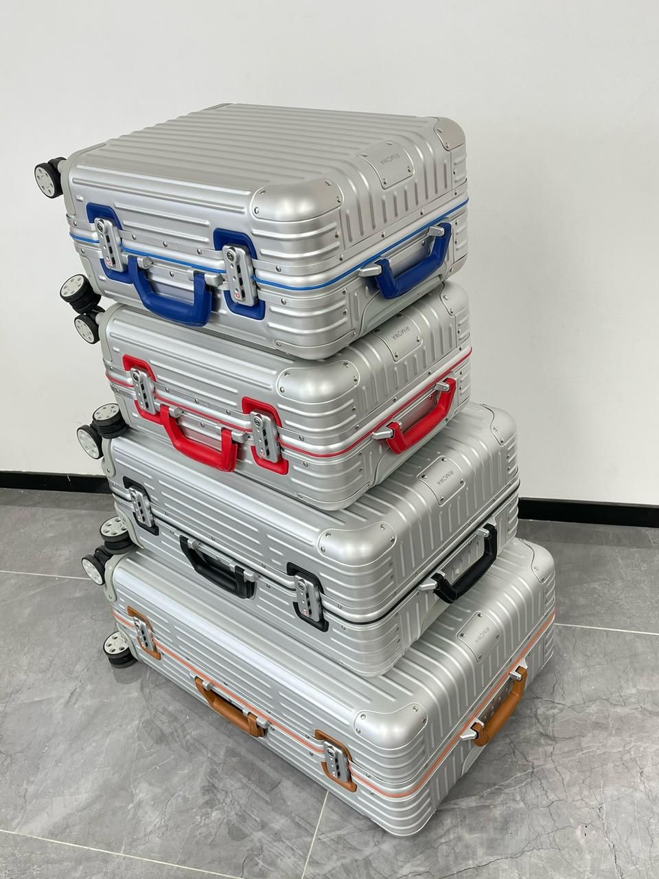 RIMOWA Cabin Twist Suitcase Leather Handles - Image 5