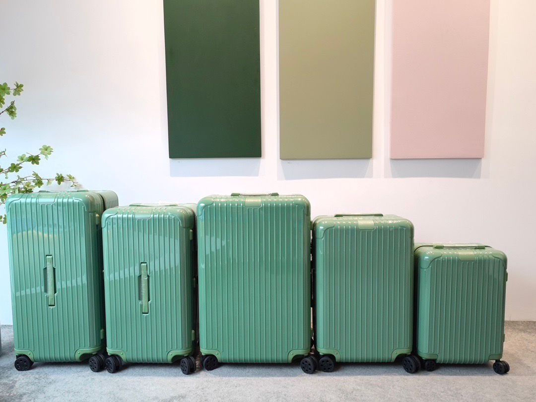 Rimowa Suitcase Set - Image 13