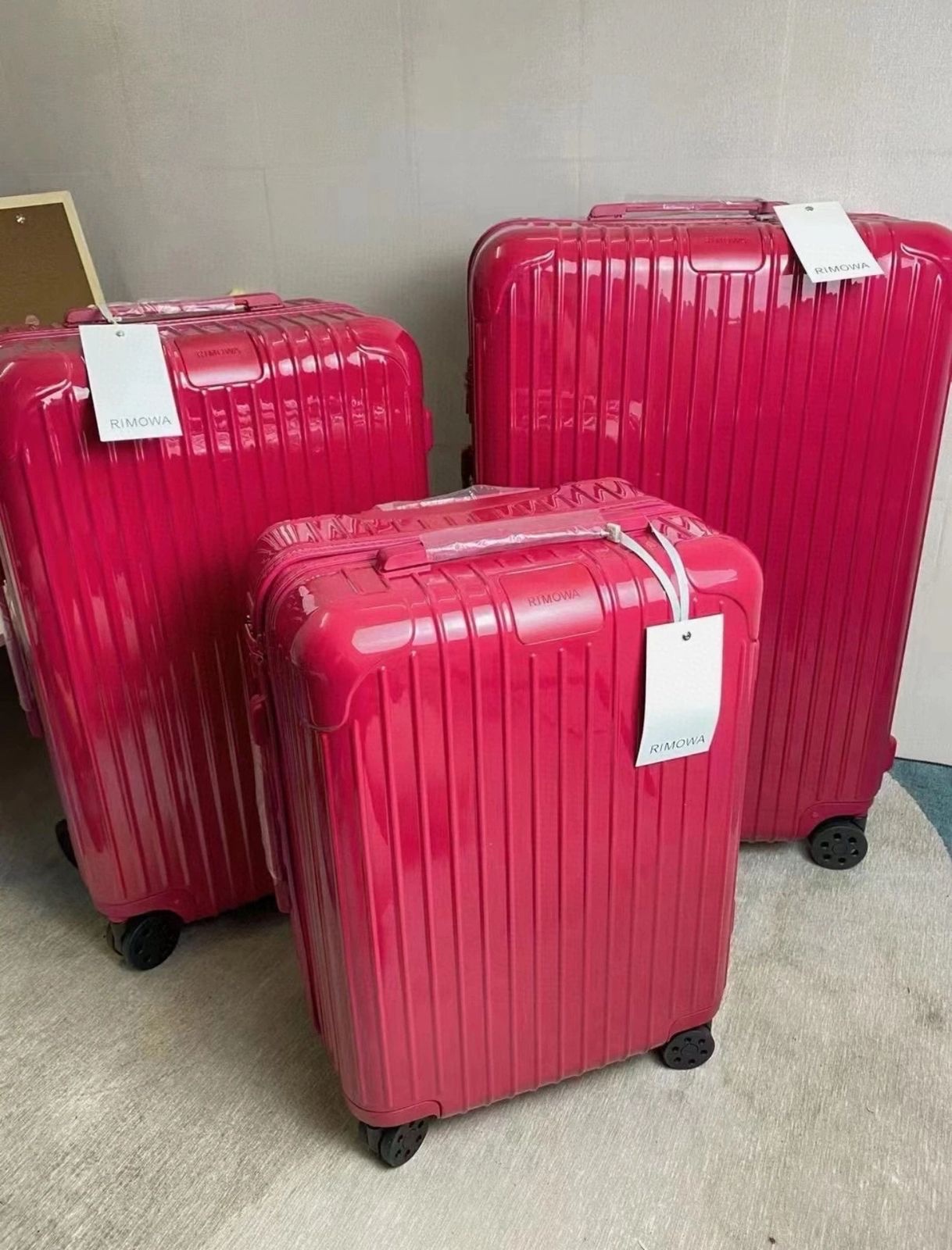 Rimowa Suitcase Set