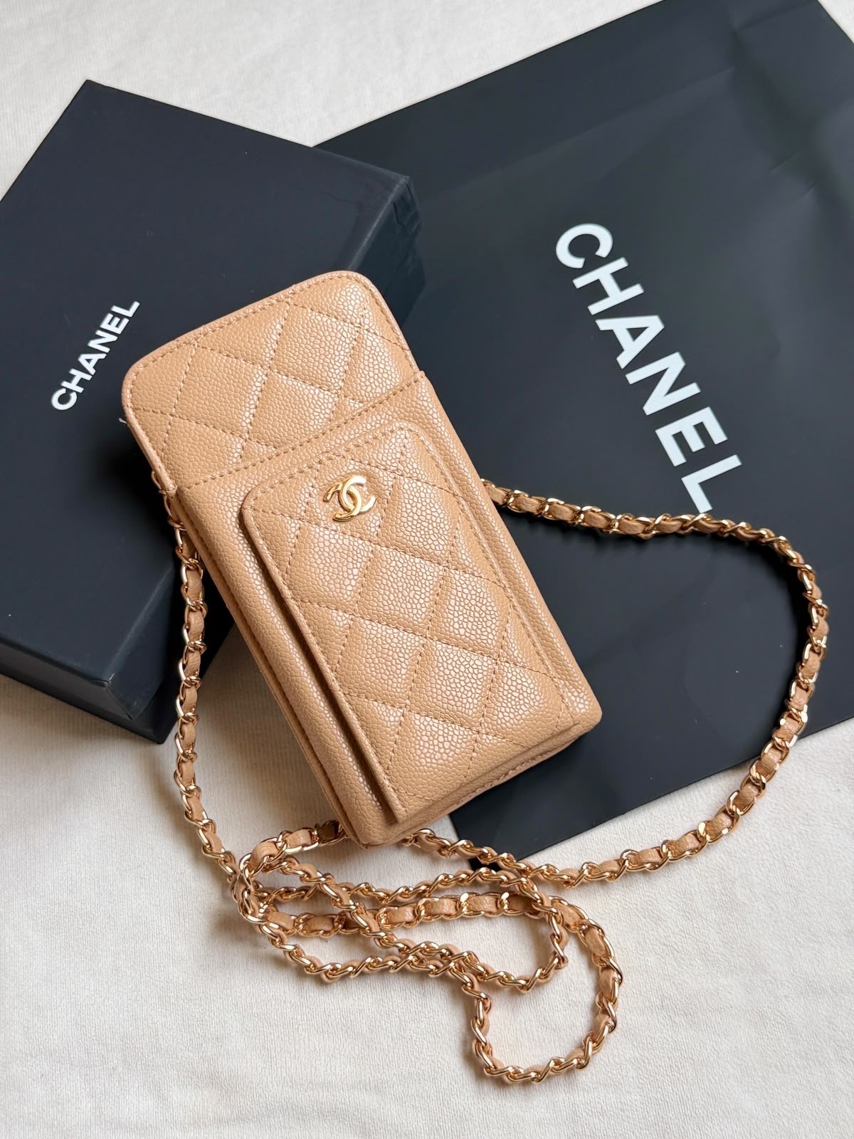 Chanel Caviar Leather Classic Crossbody - Image 5