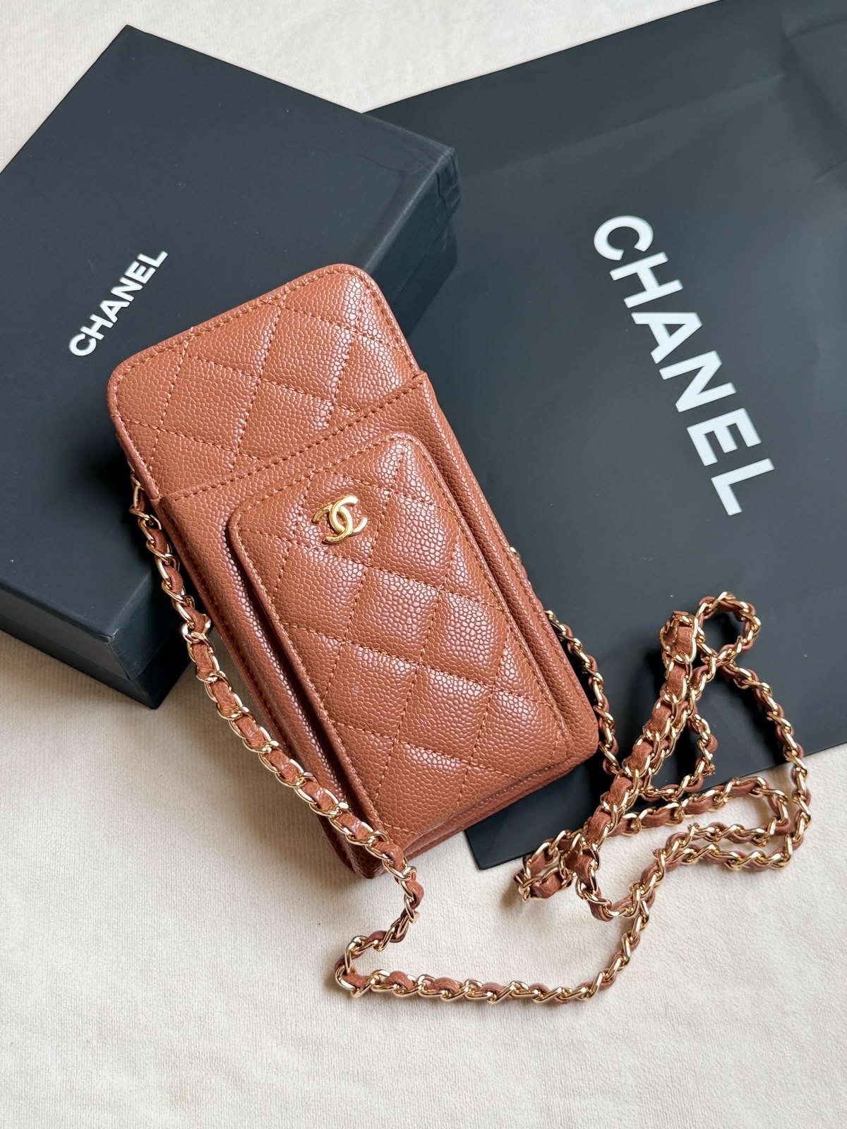 Chanel Caviar Leather Classic Crossbody - Image 3