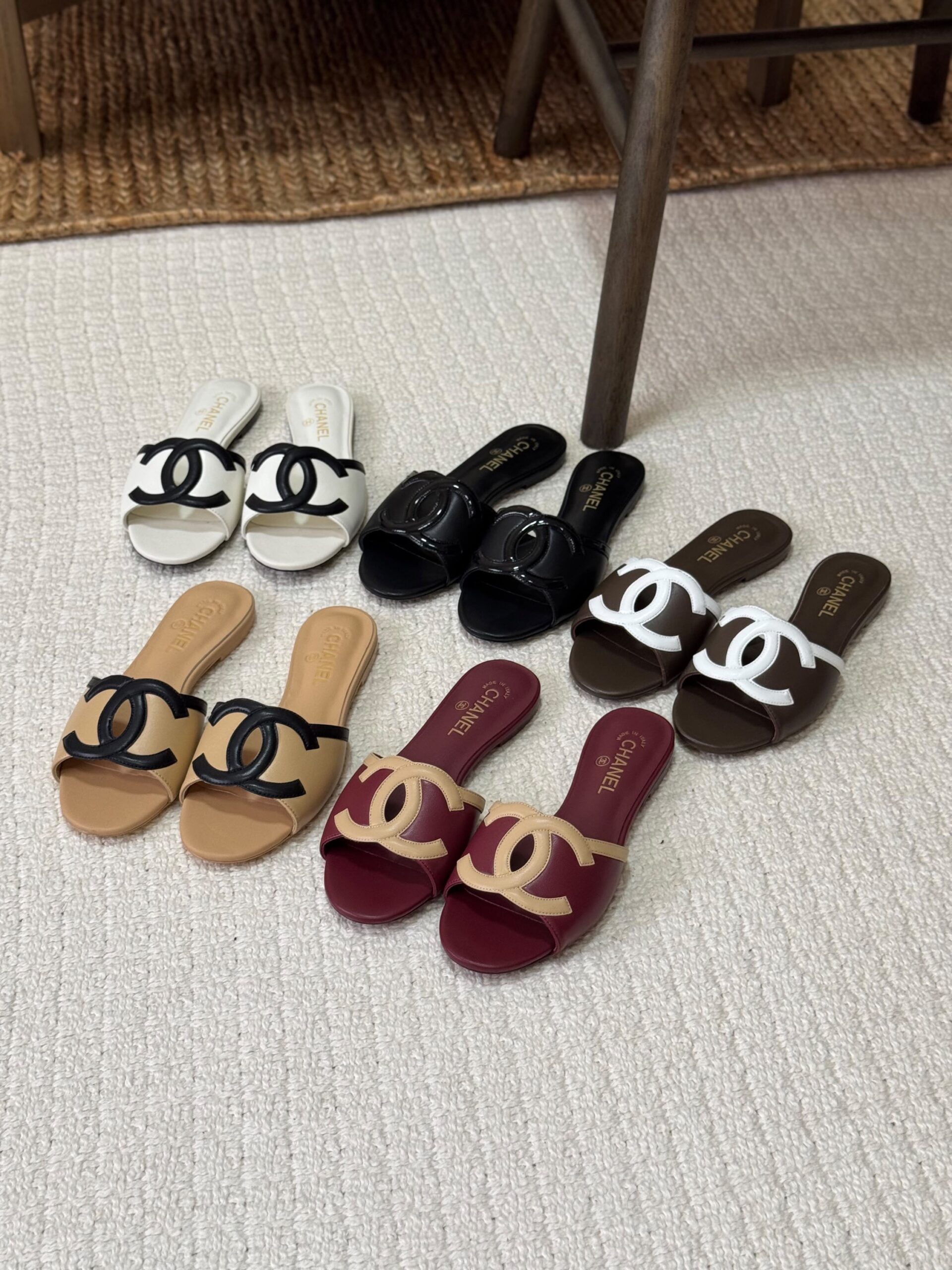 Chanel Lambskin CC logo kitten Heel And Slides - Image 3