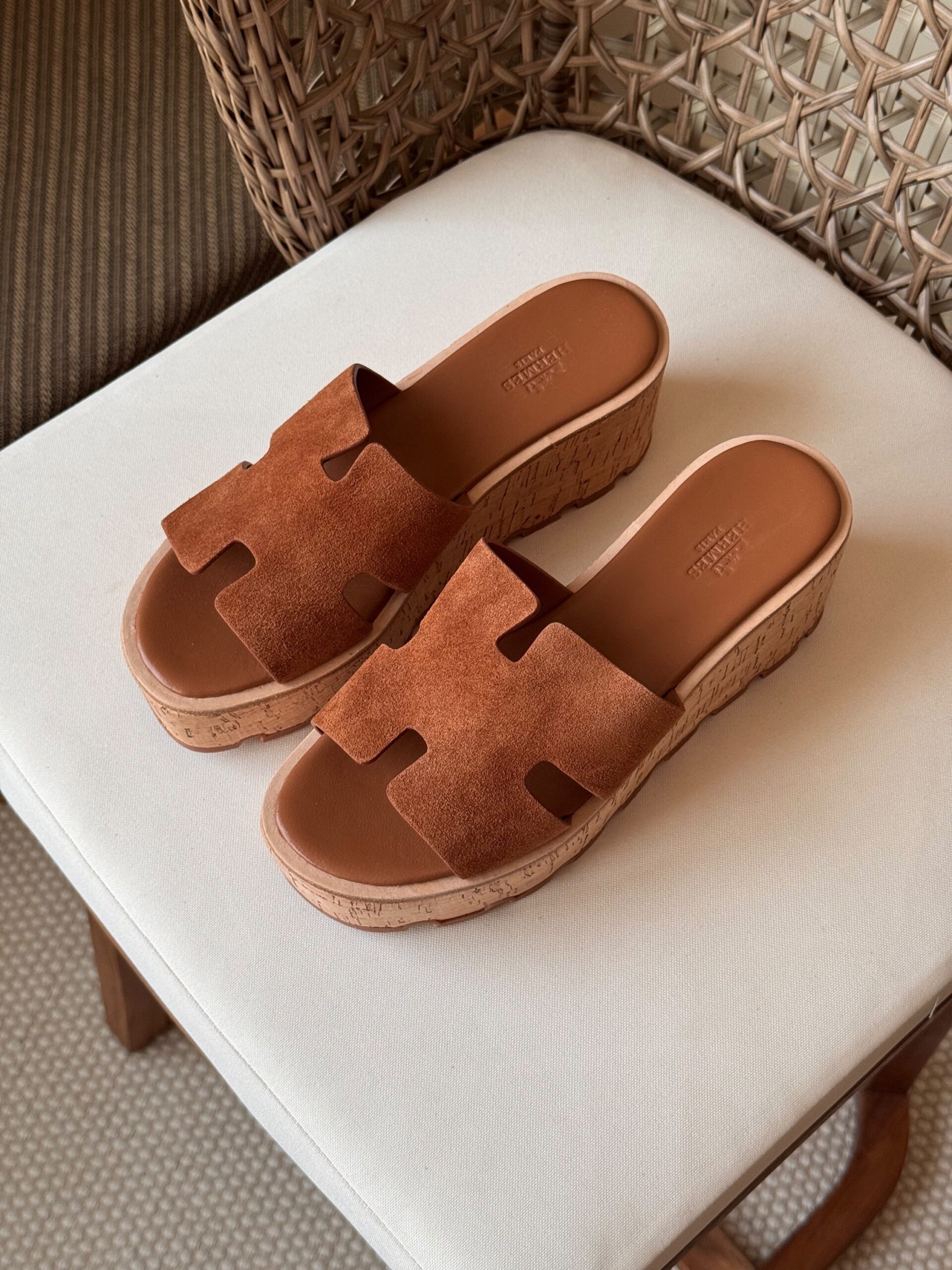 Hermès Eze 30 Sandals - Image 2