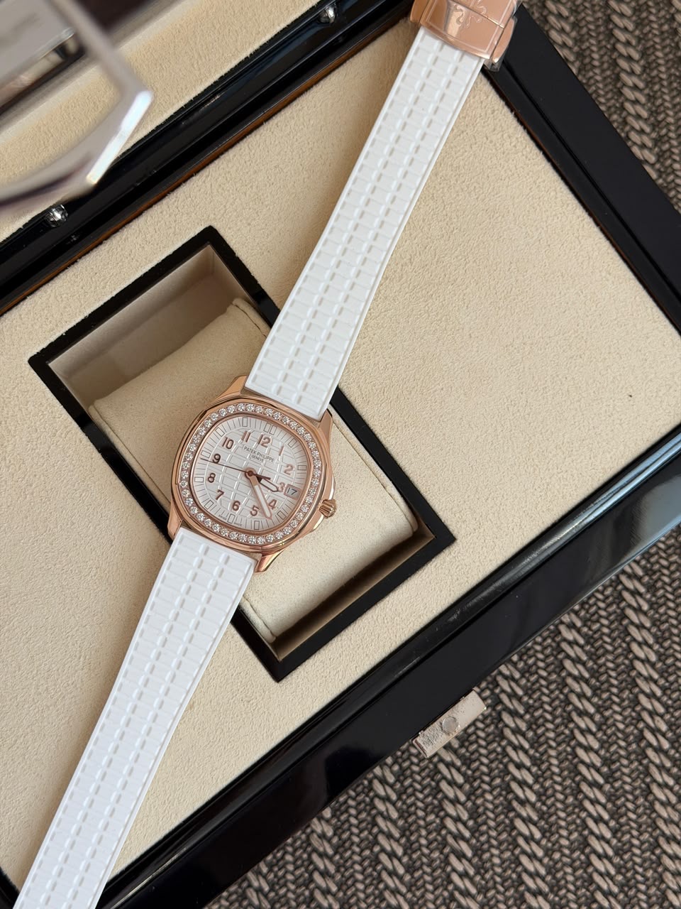 Patek Philippe Aquanaut Luce Wristwatch - Image 3