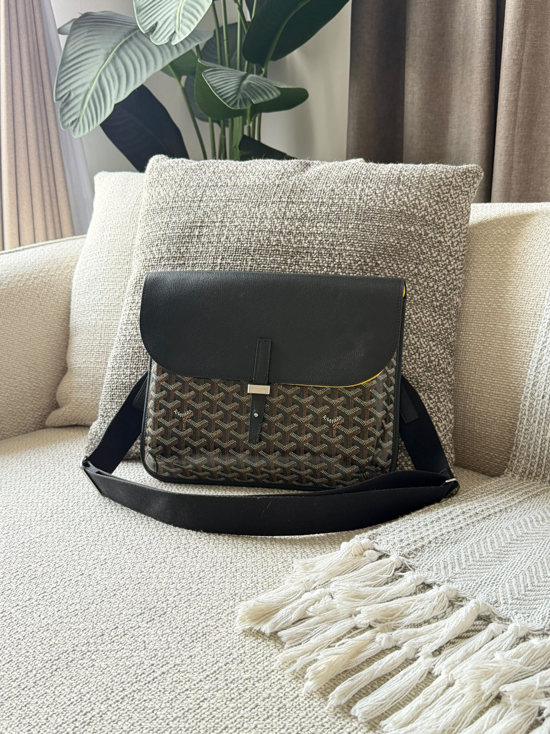 Goyard Coursier Messenger Bag - Image 7