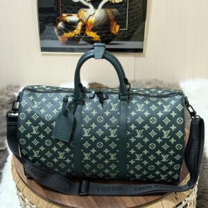 Louis Vuitton Keepall Bandoulière 50
