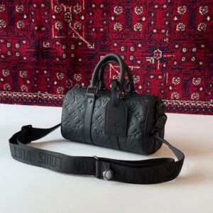 Louis Vuitton Keepall Bandoulière 25 bag