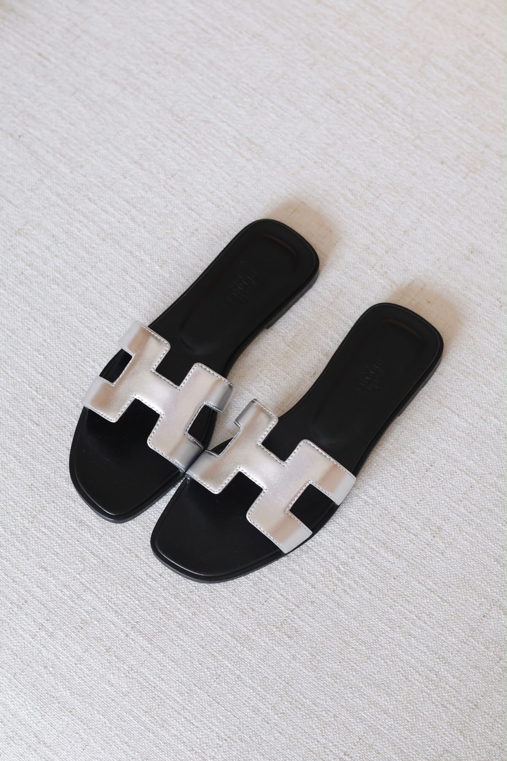 Hermès Oran Flat Sandals Top Quality - Image 31