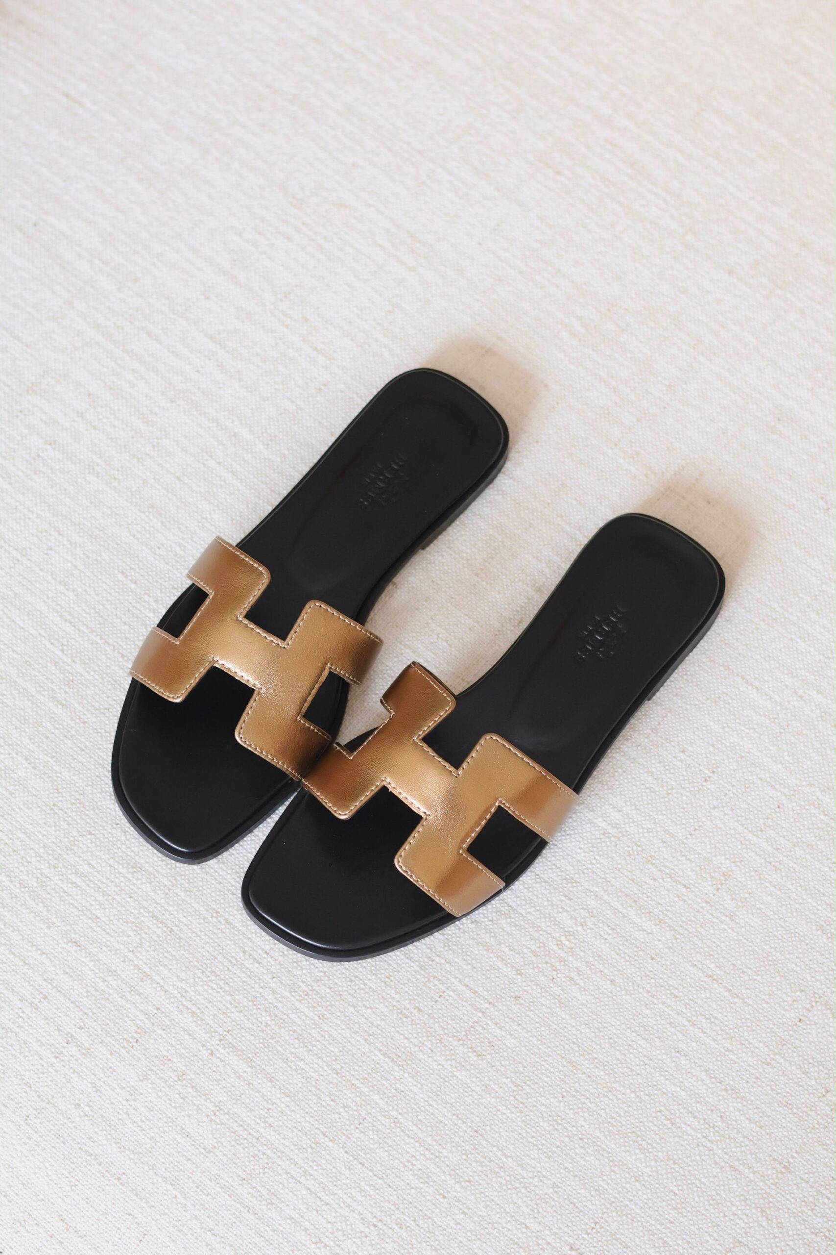 Hermès Oran Flat Sandals Top Quality - Image 12