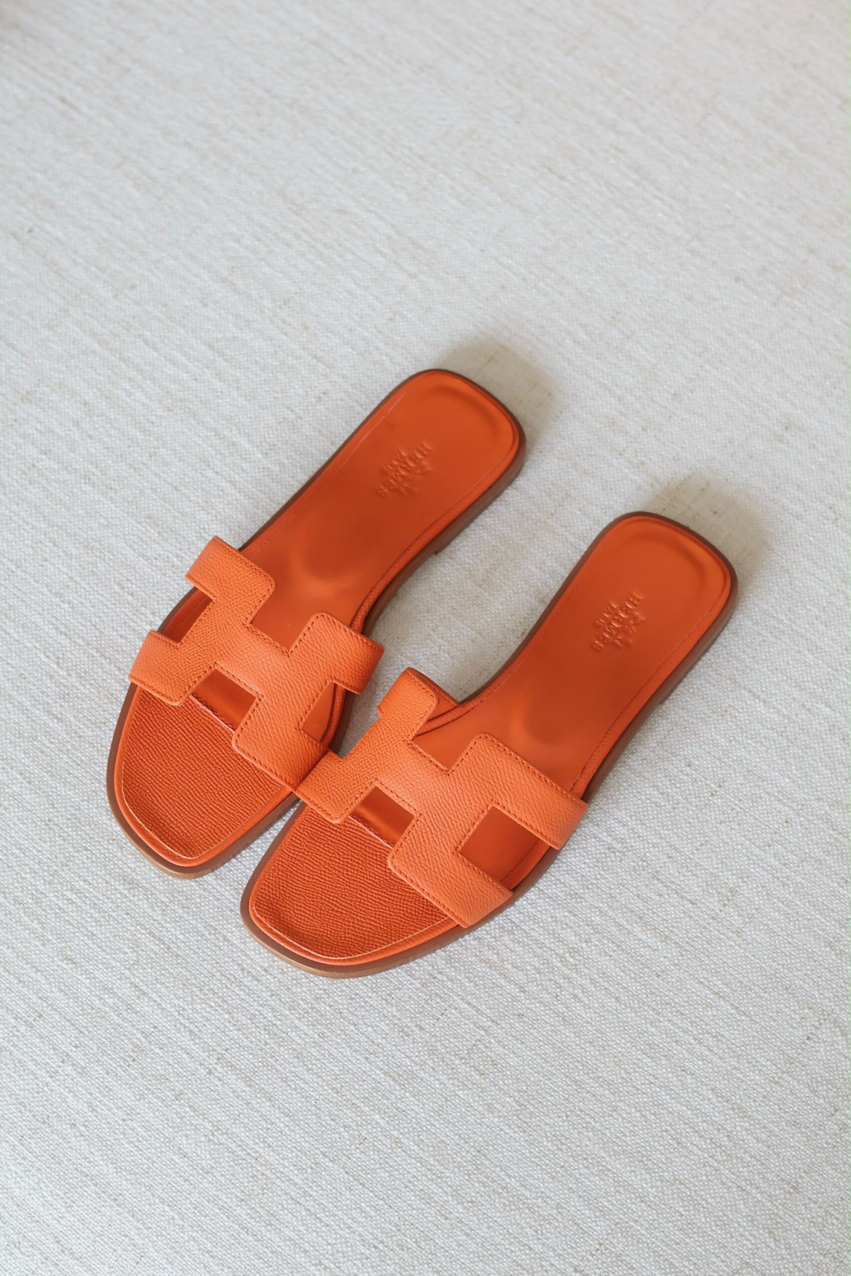 Hermès Oran Flat Sandals Top Quality - Image 18