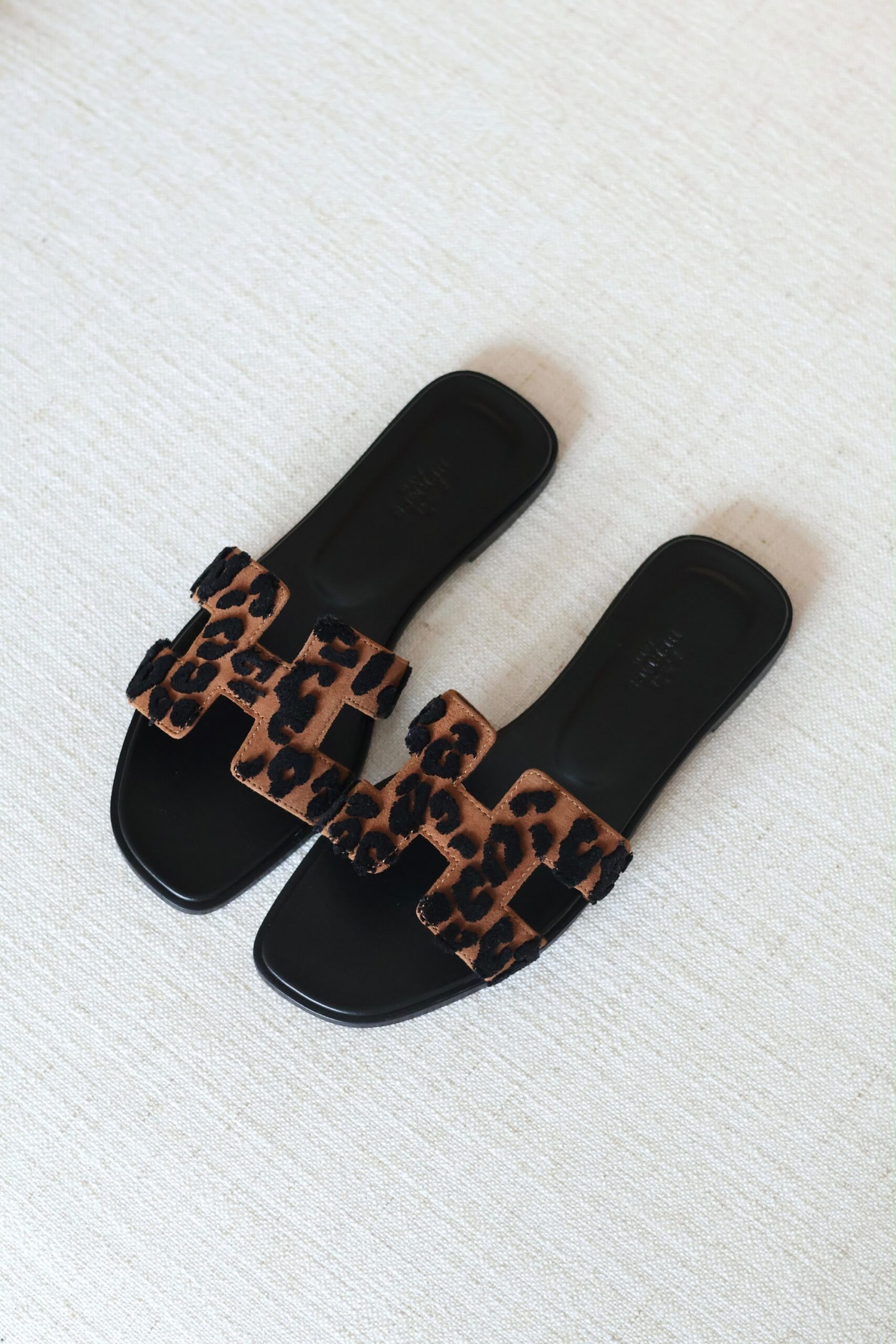 Hermès Oran Flat Sandals - Image 10