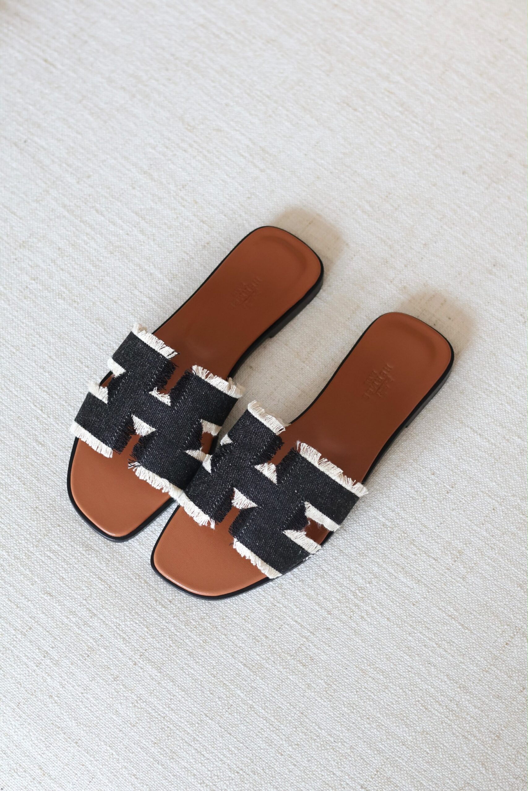 Hermès Oran Flat Sandals Top Quality - Image 22