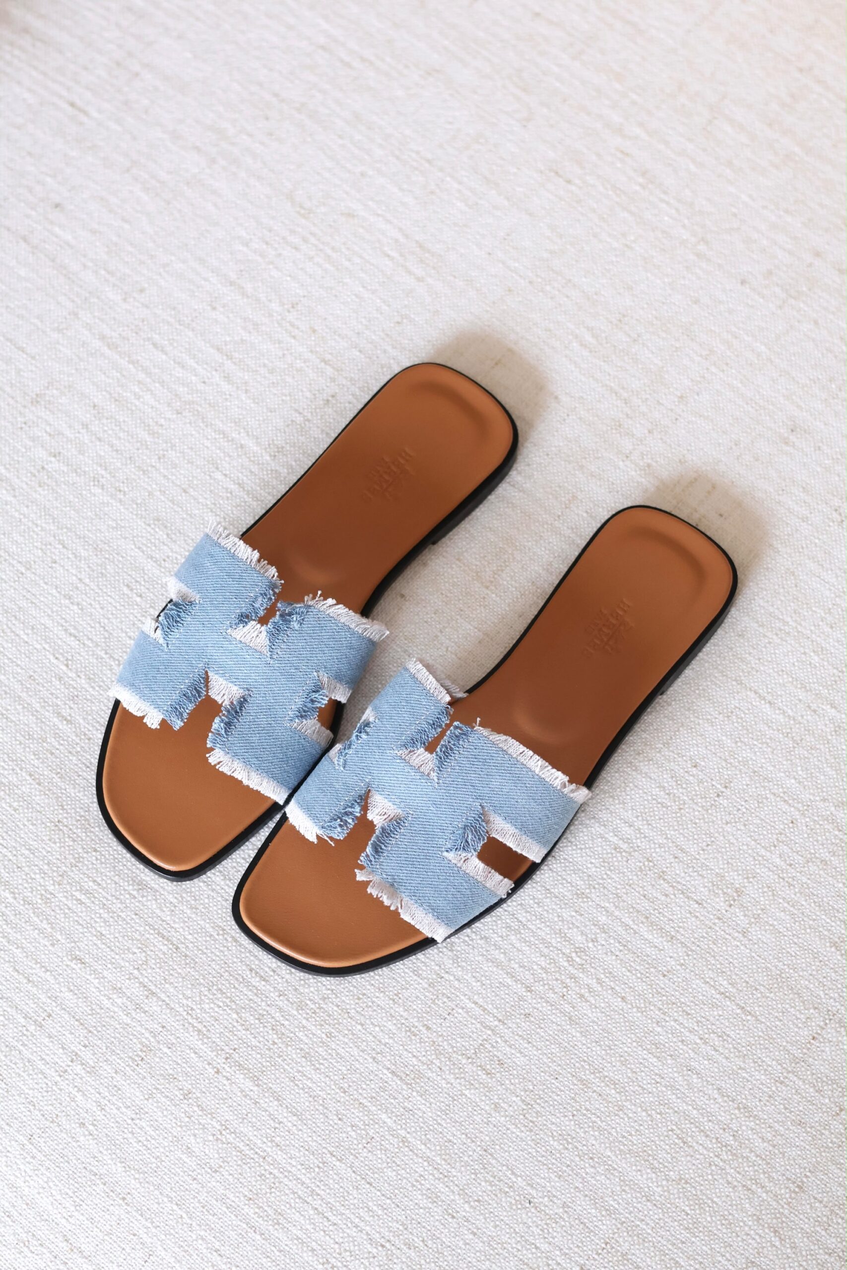 Hermès Oran Flat Sandals - Image 2