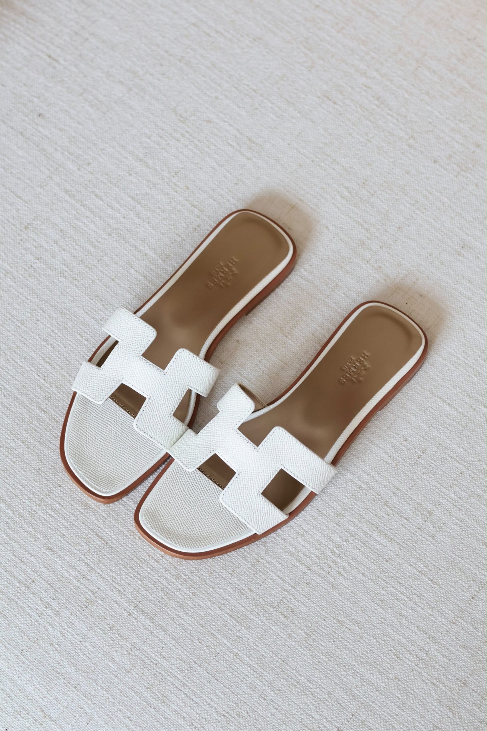 Hermès Oran Flat Sandals Top Quality - Image 8