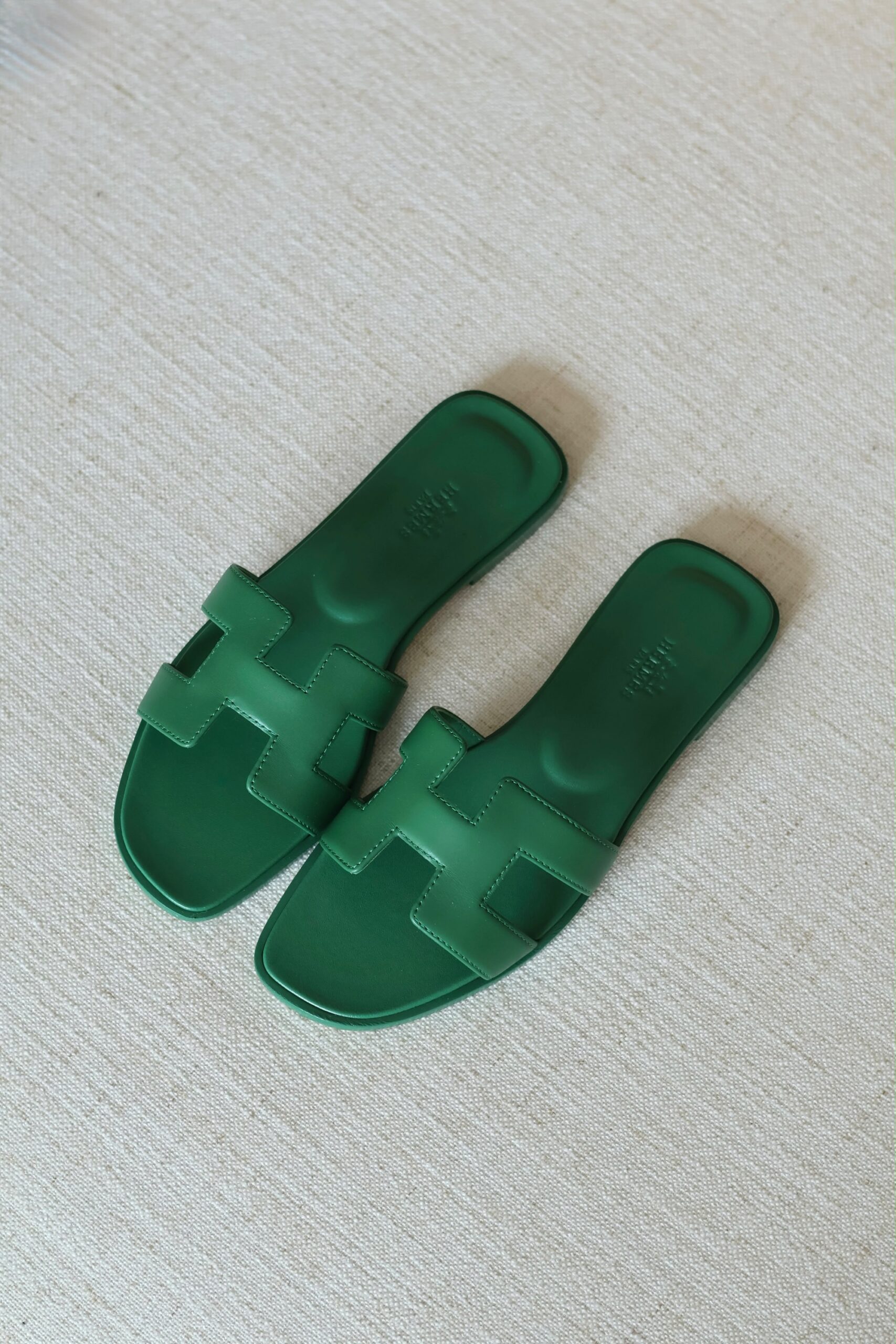 Hermès Oran Flat Sandals Top Quality - Image 19