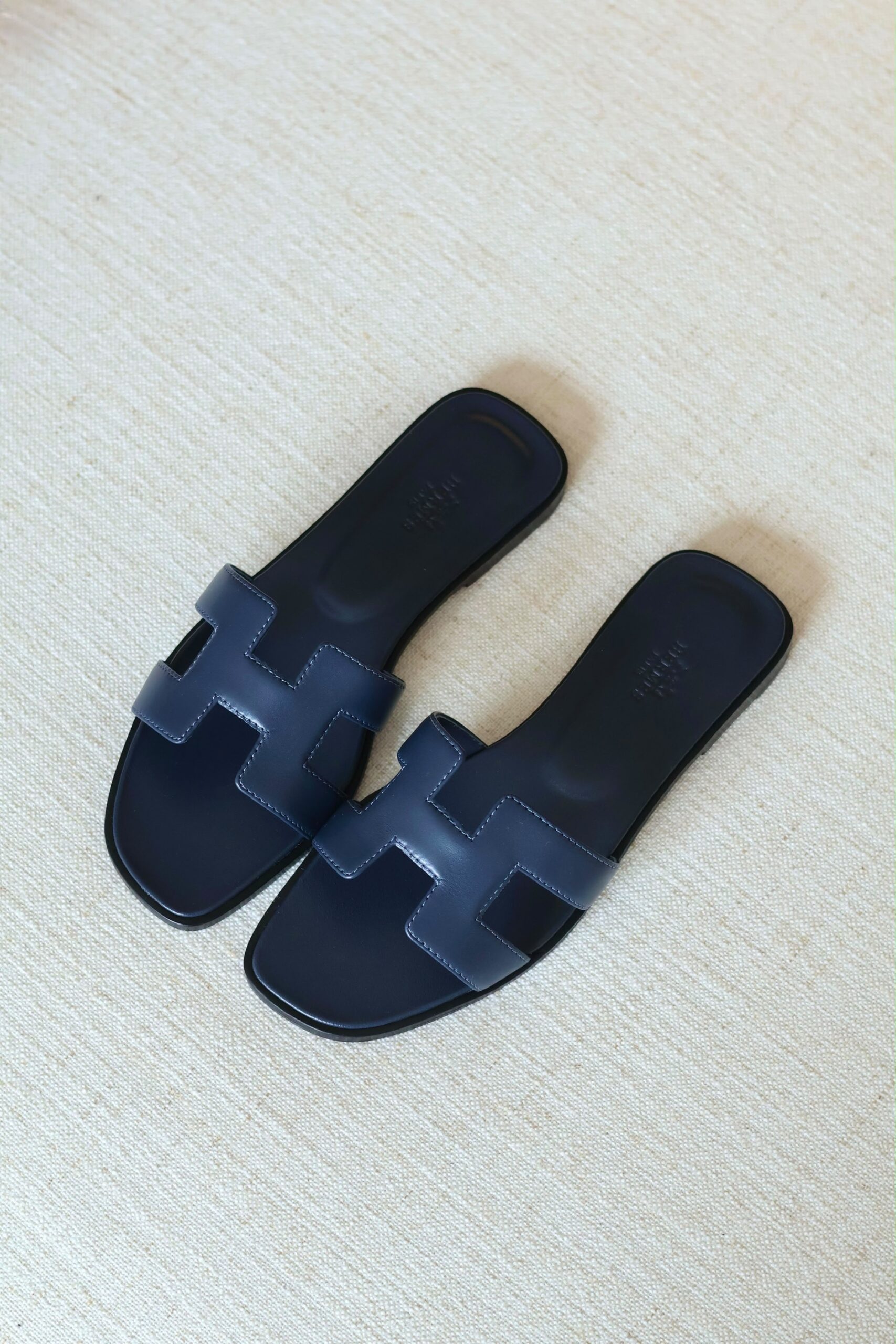 Hermès Oran Flat Sandals Top Quality - Image 10