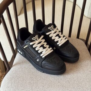 Louis Vuitton Trainer Sneaker