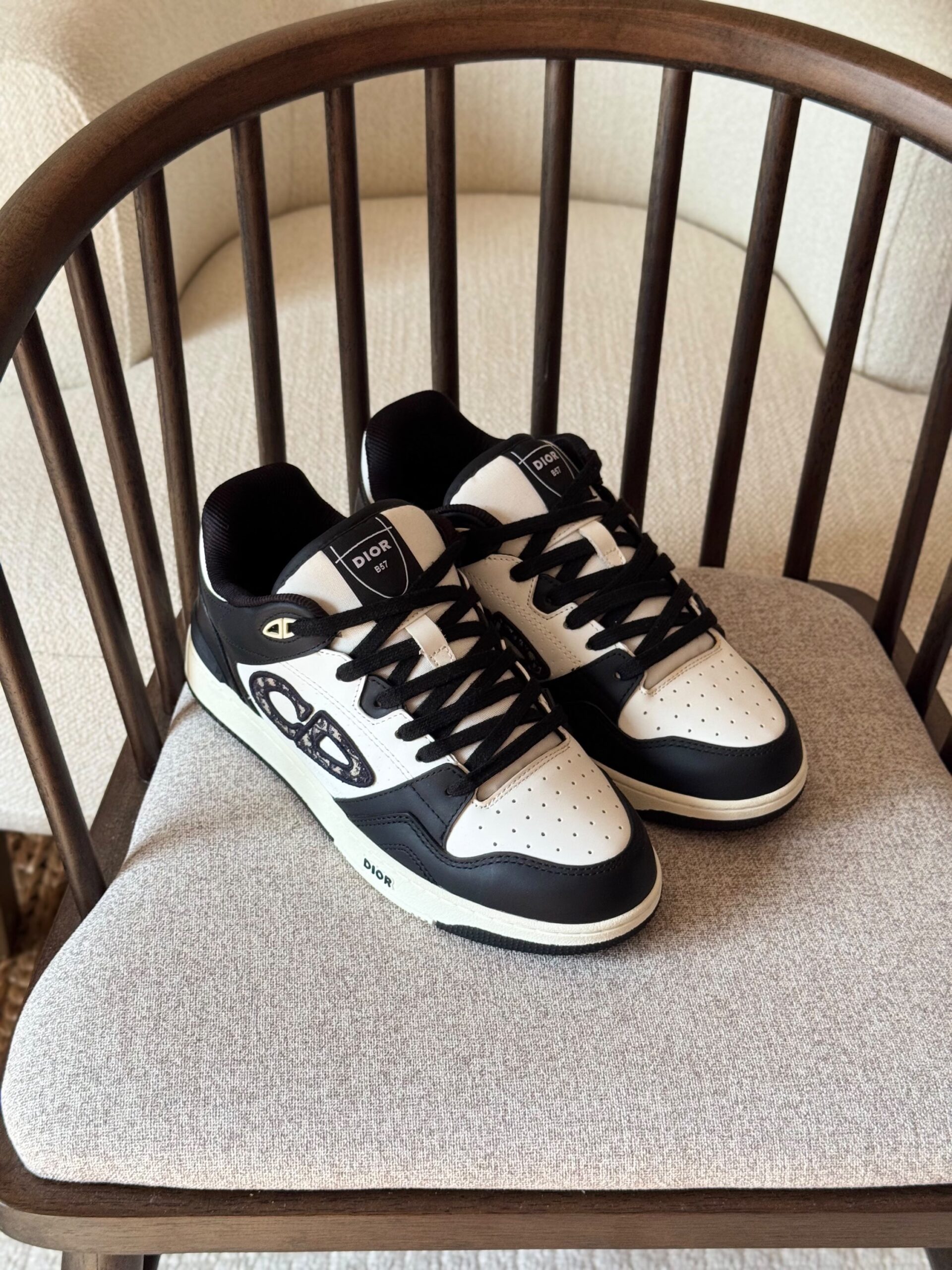 Dior B57 Dribble Low-Top Sneaker - Image 3