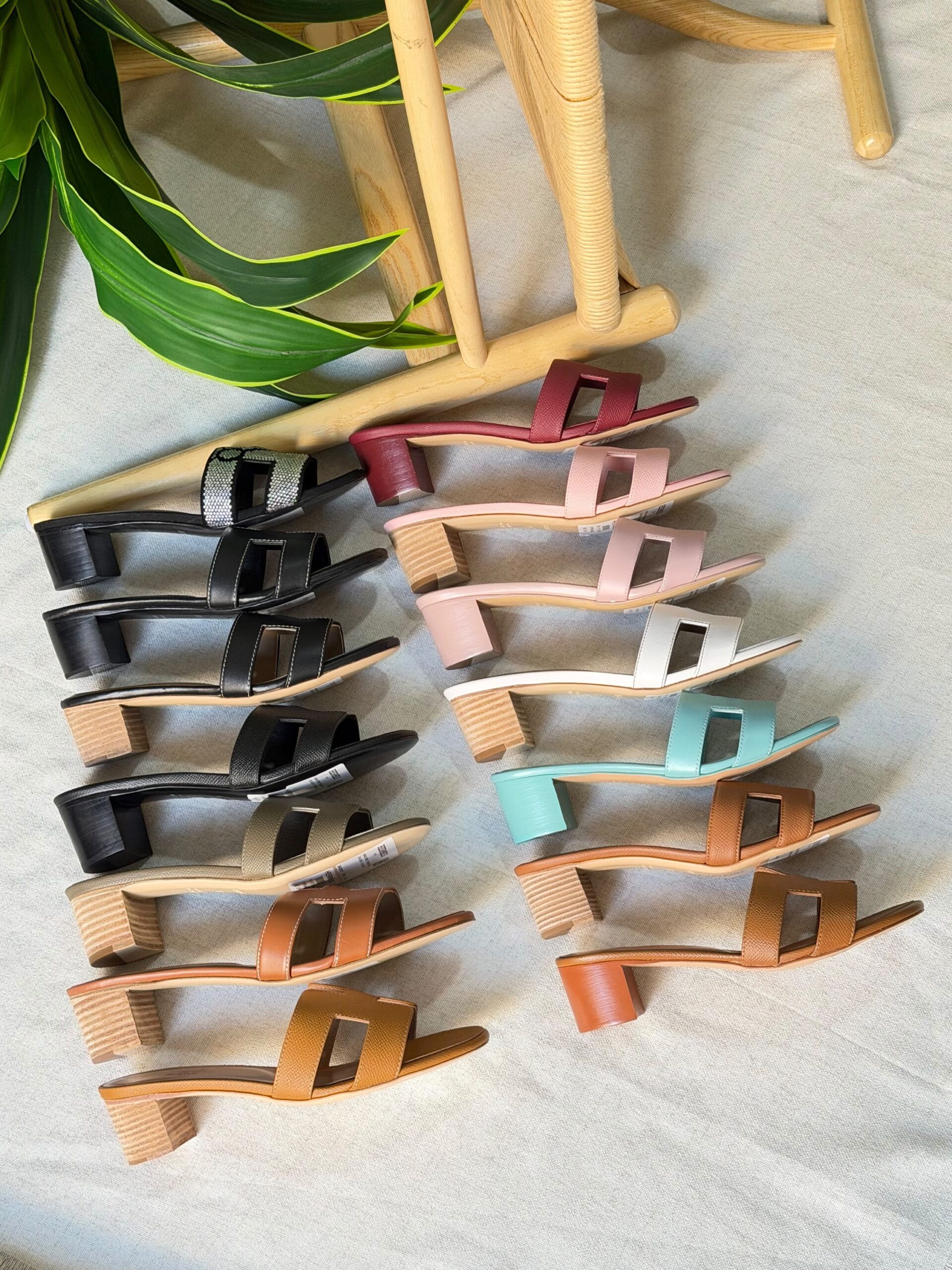 Hermès Oasis Sandal - Image 2